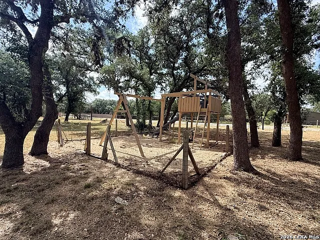 368 Northlake Dr — Photo 6