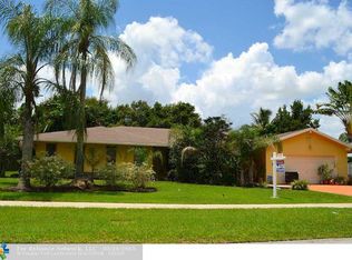 7320 SW 13th St, Plantation, FL 33317