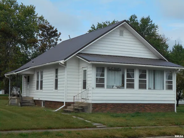 318 N Pearl St, Macomb, IL 61455