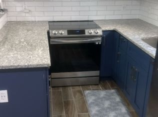 27 Eppirt St, East Orange, NJ 07018