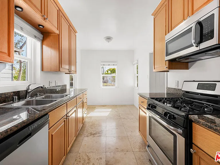 4158 Baldwin Ave — Photo 15