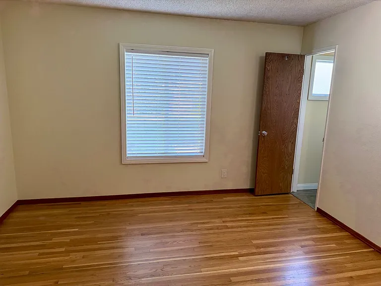 3123 W Teranimar Dr — Photo 11