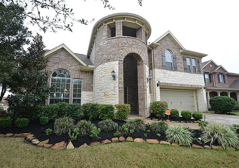 1st image of 27903 Hollyfare Dr