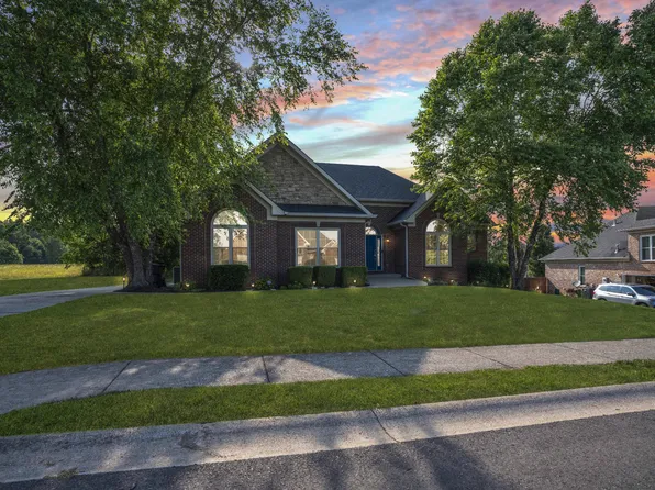 1142 Presto Ct, Adams, TN 37010