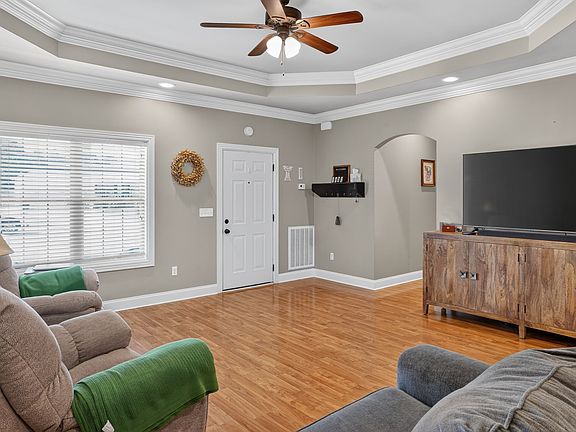 5th image of 134 Elise Cir