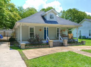 5512 Pearl St, Ooltewah, TN 37363