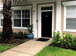 100 Turpial Way APT 107, Melbourne, FL 32901