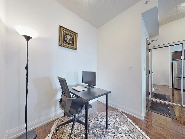 7161 Yonge St #2430 — Photo 5