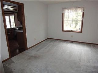5th image of 358 Fern Hill Dr