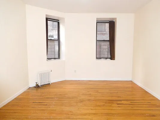 Rented by Bohemia Realty Group | media 18