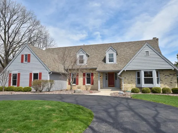 2380 Woodberry COURT, Brookfield, WI 53045