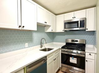 9 Kenmar Dr Unit 14, Billerica, MA 01821