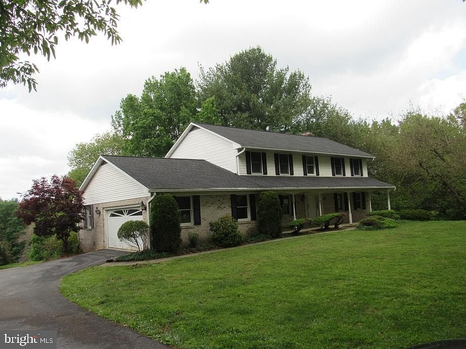 1st image of 3107 Moores Rd
