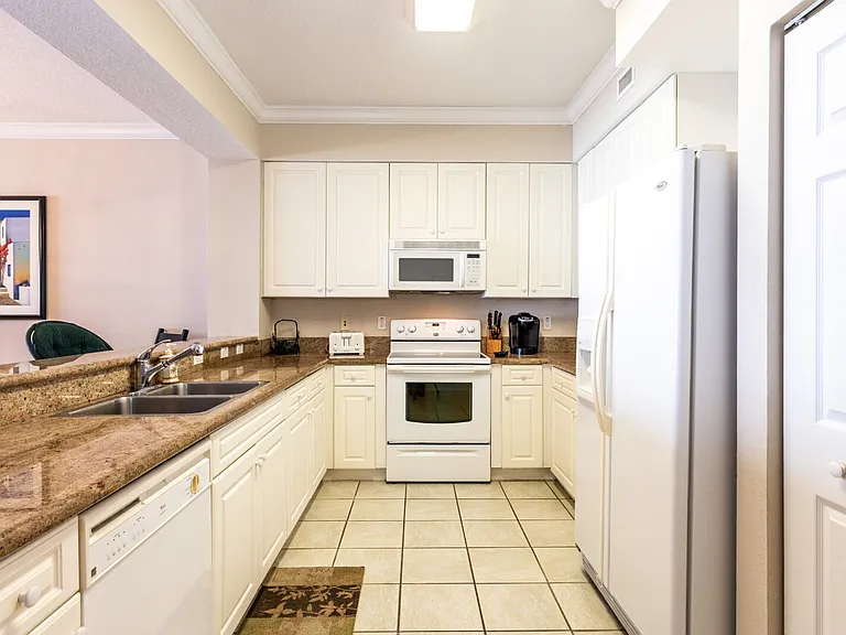 60 Surfview Dr #804 — Photo 2