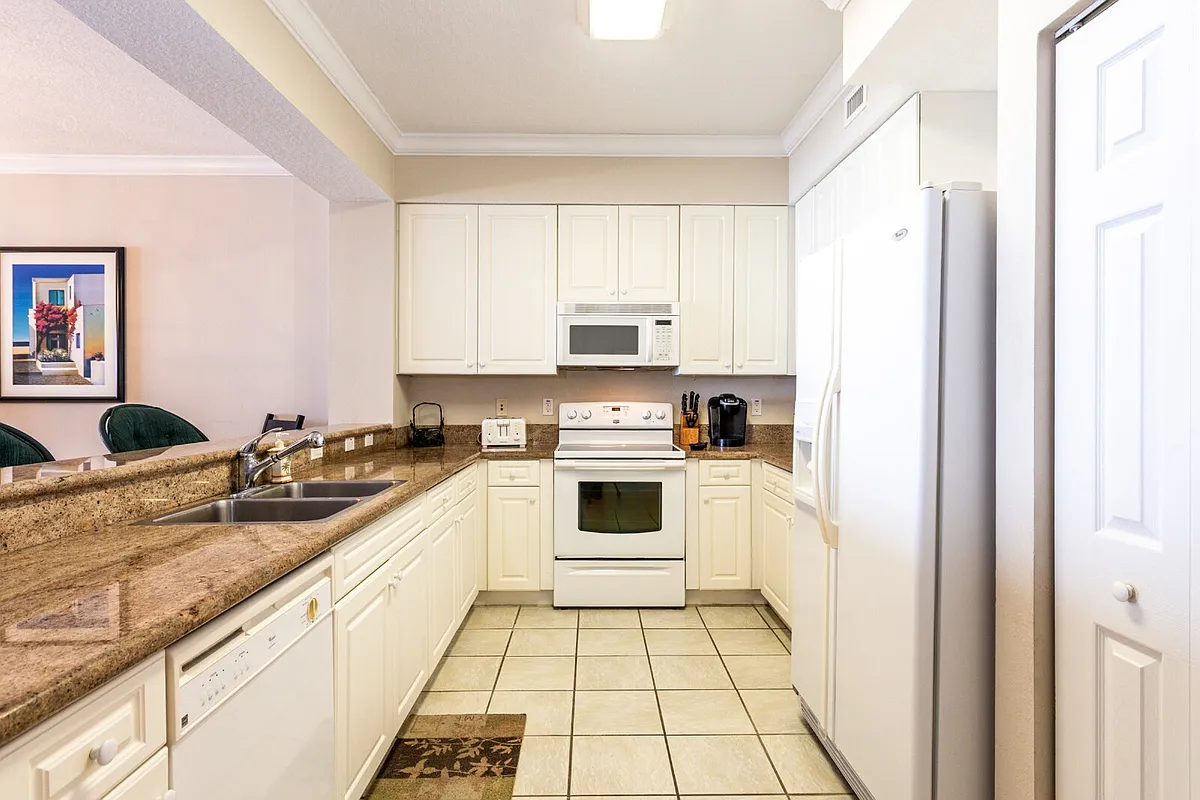 Building Photo - 60 Surfview Dr #804