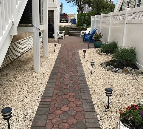 2nd image of 13611 Atlantic Ave