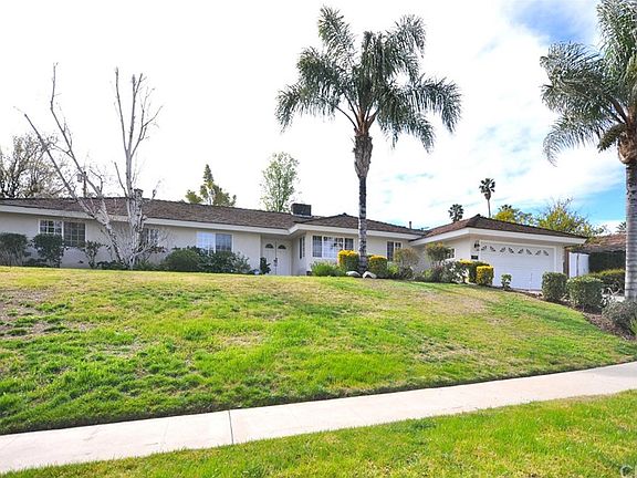 2nd image of 23944 Crosson Dr