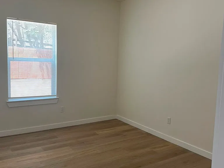 Room 1 - view 2