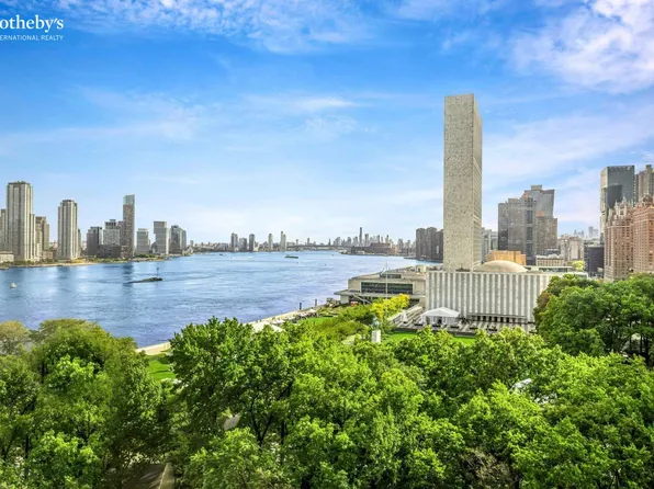 860 United Nations Plaza image 14 of 24