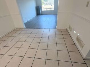 211 Holcomb Ferry Rd, Roswell, GA 30076