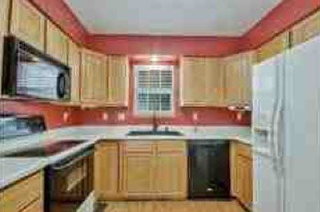 4th image of 525 S Deambra Dr