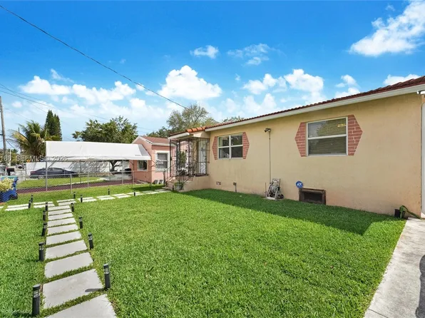 560 NW 97th St, Miami, FL 33150
