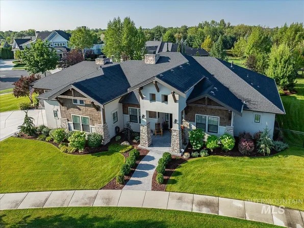 1055 S Brentbrook Ln, Eagle, ID 83616