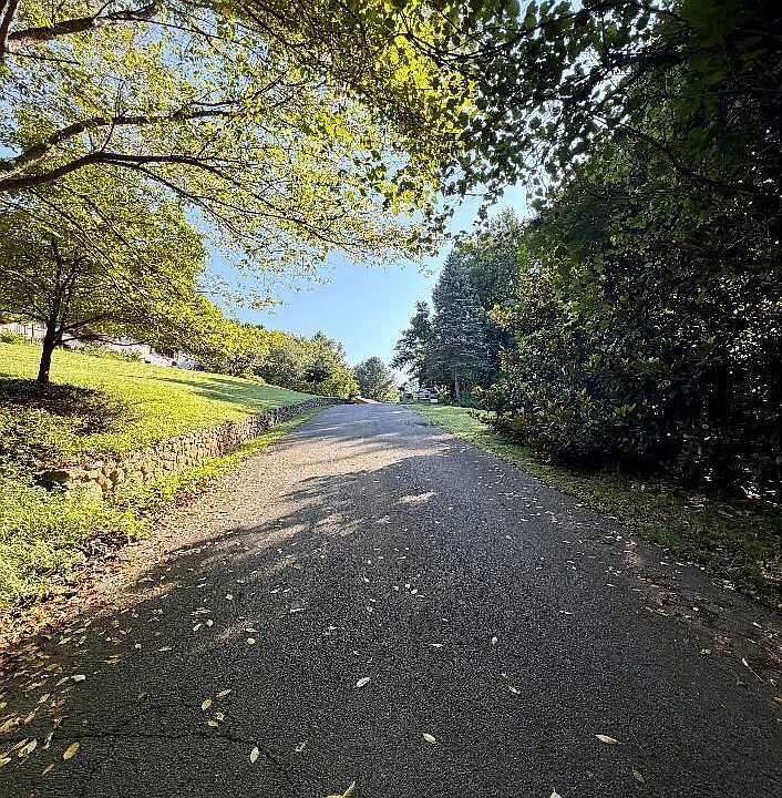 1st image of 147 Horton Ridge Rd