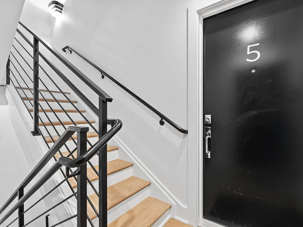 1 bed, 493 sqft, $2,500 — Photo 3