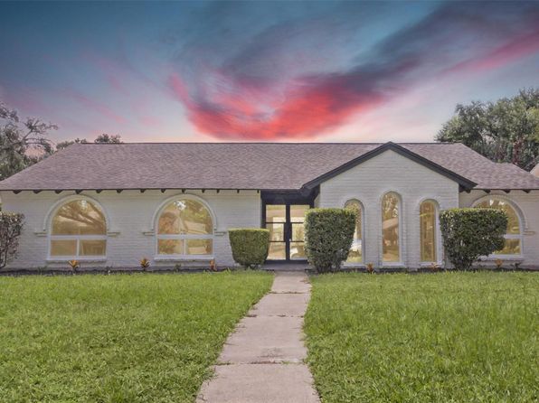 2823 Stetson Ln