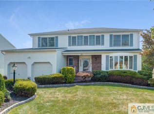 34 Highland Dr, Parlin, NJ