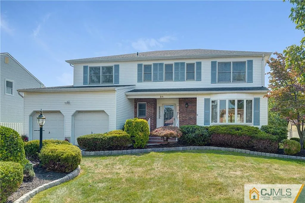 34 Highland Dr photo 1