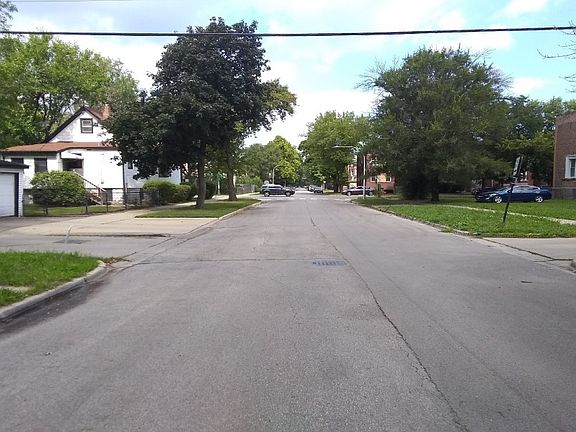 5th image of 7616 S Dante Ave