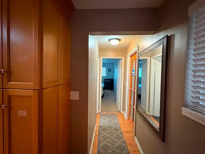 4 bed, 2700 sqft, $1,400 — Photo 3