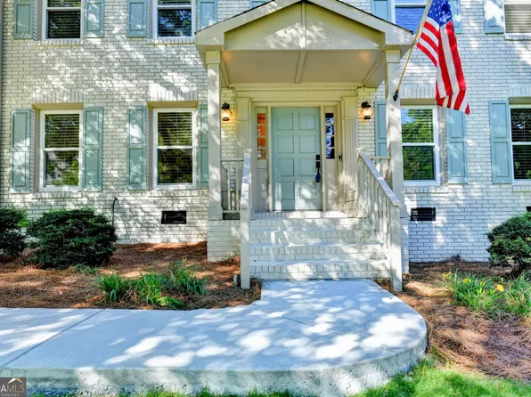 886 Marbrook Dr, Lawrenceville, GA 30044