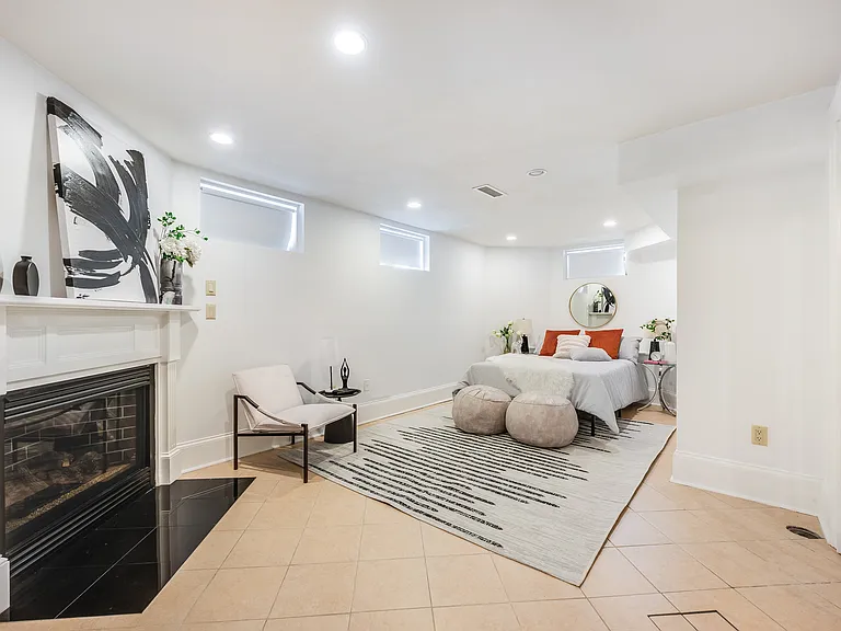 1520 Columbia Rd #2 — Photo 12