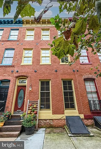 1315 Hollins St #2 Photo 1