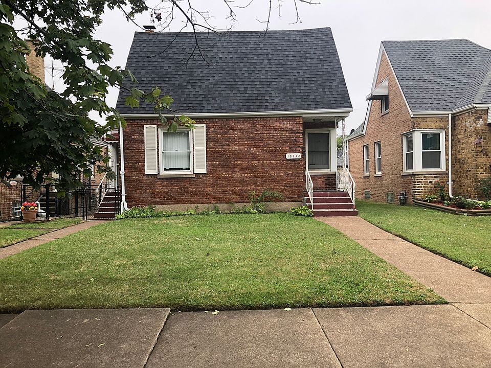 1st image of 10742 S Avenue M