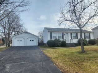 2 Lorraine Ave, Lewiston, ME 04240