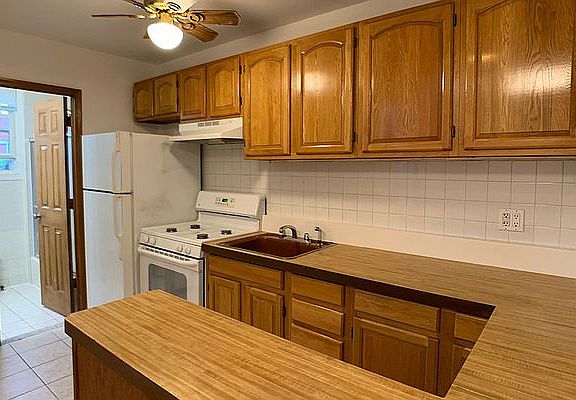 3rd image of 183 Eckford St APT 2