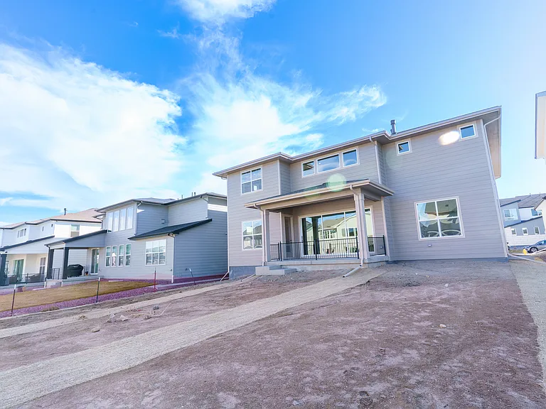 5907 Presidio Pkwy — Photo 23