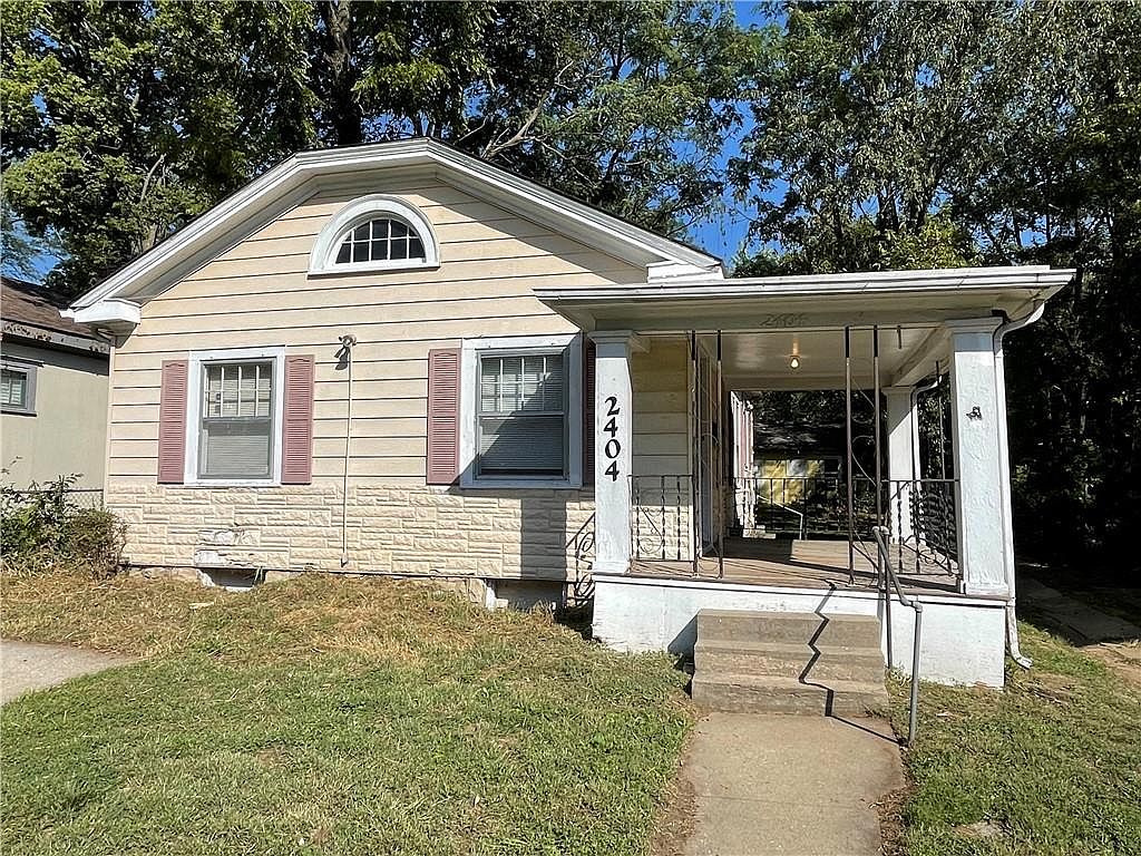2404 E 67th Ter, Kansas City, MO 64132 Zillow