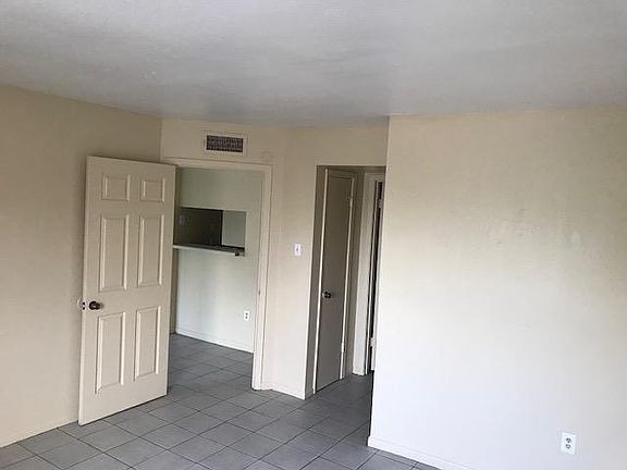 5th image of 8415 Hearth Dr