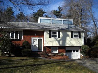 5 Glenwood St, Burlington, MA 01803