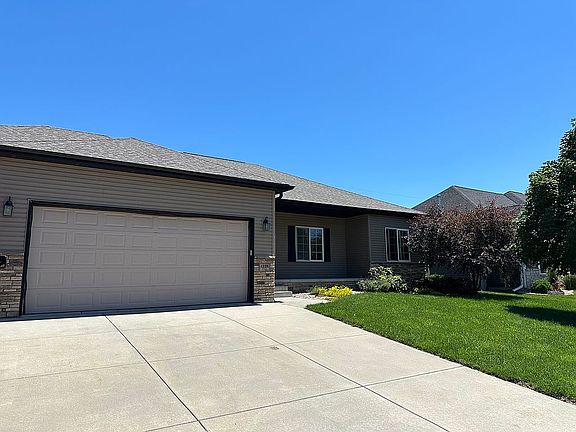 2nd image of 1228 Augusta Dr