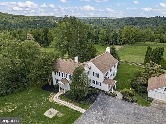 4th image of 175 Cedar Ln