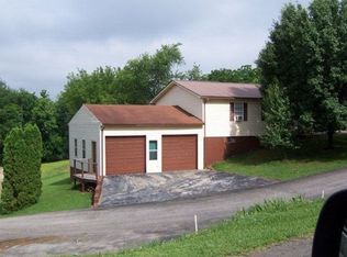 611 Emberton St, Tompkinsville, KY 42167