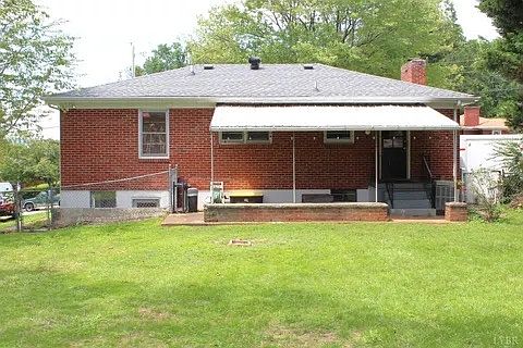 2nd image of 4520 Oakdale Dr