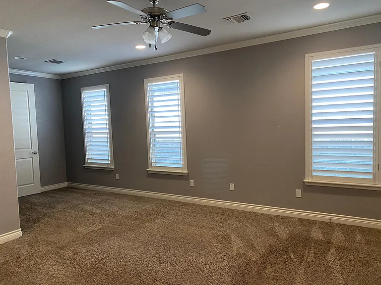 7206 Nick St — Photo 3