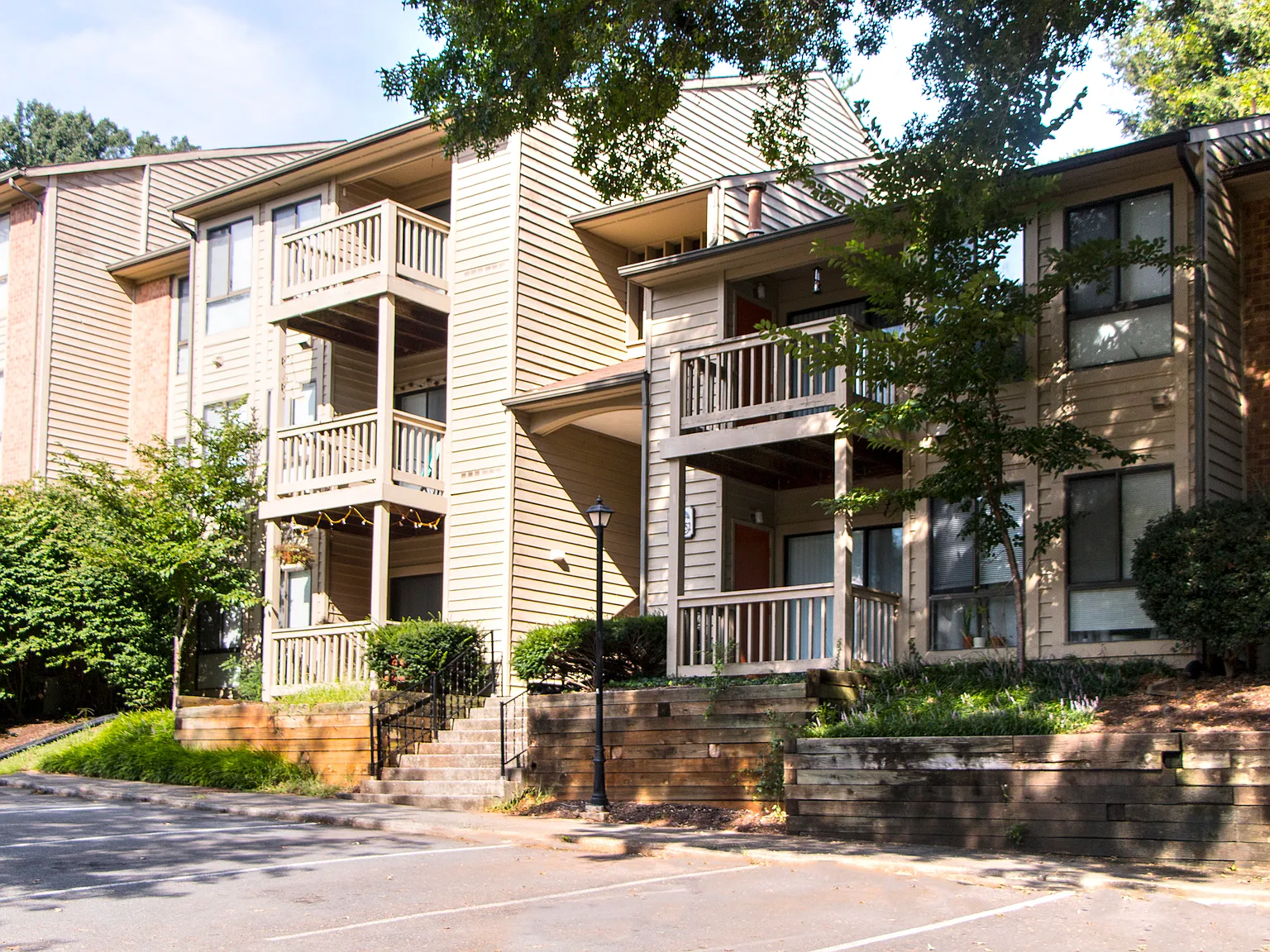 Princeton Circle West Apartments — Photo 4